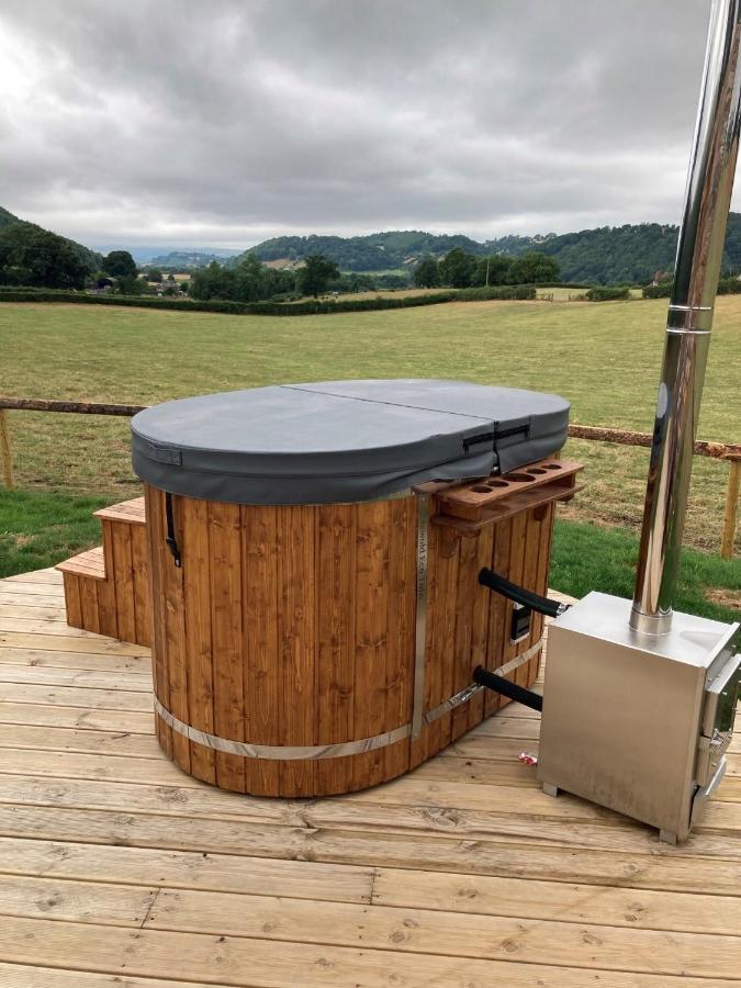 Delor - Bryntalch Glamping Pods Hotel Montgomery Eksteriør billede